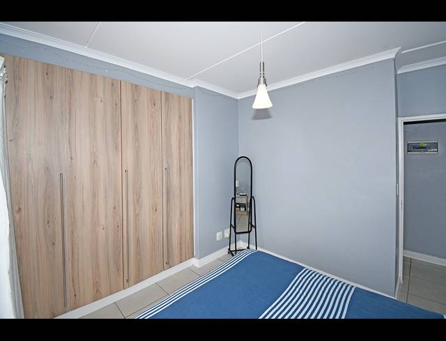 1 BEDROOM APARTMENT FOR SALE IN MODDERFONTEIN